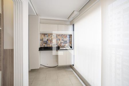 Sacada de apartamento à venda com 1 quarto, 40m² em Continental, Osasco