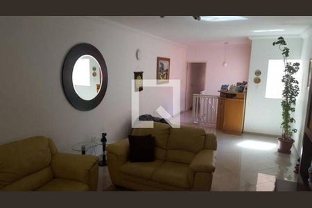 Casa à venda com 3 quartos, 200m² em Jardim Pinheiros, São Paulo