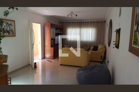 Casa à venda com 3 quartos, 200m² em Jardim Pinheiros, São Paulo