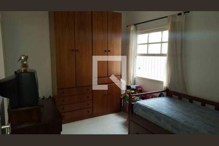 Casa à venda com 3 quartos, 200m² em Jardim Pinheiros, São Paulo