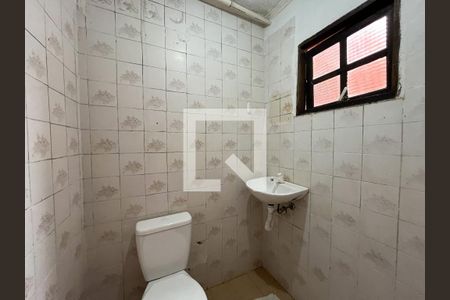 Casa à venda com 252m², 7 quartos e 3 vagas Casa à venda com 252m², 7 quartos e 3 vagasBanheiro de serviço