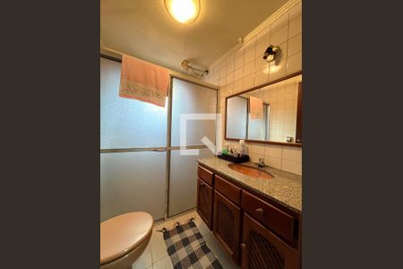 Casa à venda com 252m², 7 quartos e 3 vagas Casa à venda com 252m², 7 quartos e 3 vagasBanheiro 3