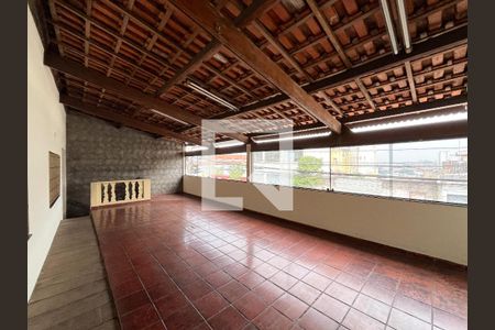 Casa à venda com 252m², 7 quartos e 3 vagas Casa à venda com 252m², 7 quartos e 3 vagasÁrea comum