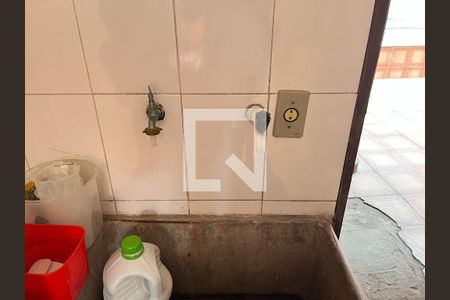 Casa à venda com 252m², 7 quartos e 3 vagas Casa à venda com 252m², 7 quartos e 3 vagasÁrea de Serviço