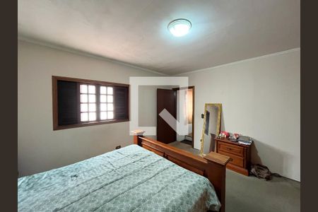 Casa à venda com 252m², 7 quartos e 3 vagas Casa à venda com 252m², 7 quartos e 3 vagasSuite