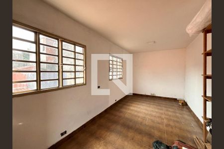 Casa à venda com 252m², 7 quartos e 3 vagas Casa à venda com 252m², 7 quartos e 3 vagasQuarto de serviço 2