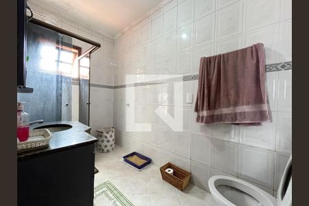 Casa à venda com 252m², 7 quartos e 3 vagas Casa à venda com 252m², 7 quartos e 3 vagasBanheiro 2