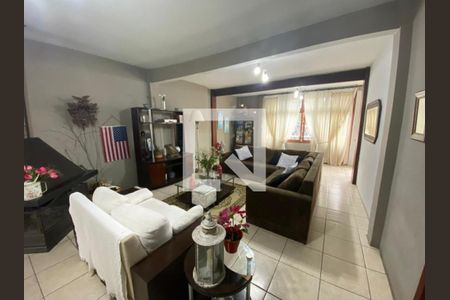 Casa à venda com 4 quartos, 280m² em Chácara das Pedras, Porto Alegre