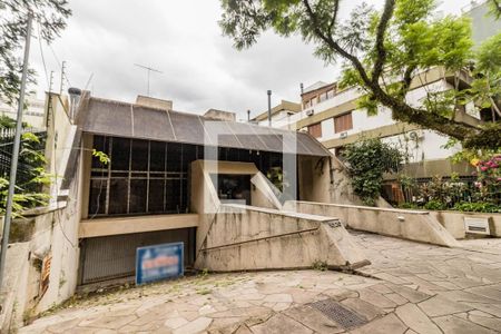 Casa à venda com 278m², 4 quartos e 4 vagas