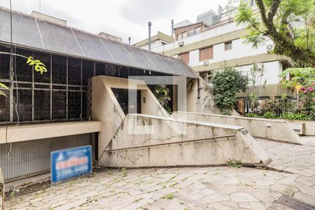 Casa à venda com 278m², 4 quartos e 4 vagas