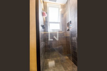 Apartamento à venda com 90m², 2 quartos e 2 vagasBanheiro da Suíte 1