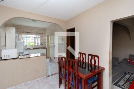 Casa para alugar com 360m², 4 quartos e 1 vagaCozinha e Copa