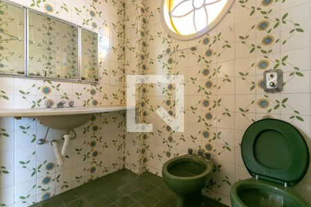 Apartamento à venda com 133m², 3 quartos e 1 vaga Apartamento à venda com 133m², 3 quartos e 1 vagaBanheiro