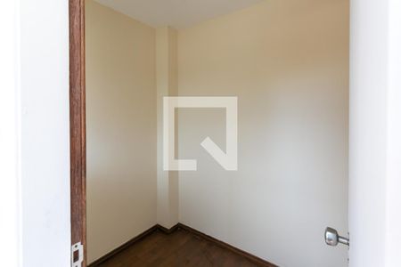Apartamento à venda com 133m², 3 quartos e 1 vaga Apartamento à venda com 133m², 3 quartos e 1 vagaQuarto de Serviço