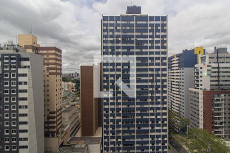 Vista do Quarto 1 de apartamento para alugar com 2 quartos, 71m² em Bigorrilho, Curitiba