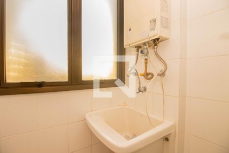 Apartamento à venda com 74m², 2 quartos e 2 vagasCozinha e Área de Serviço