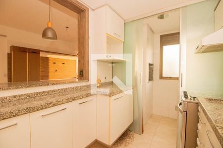 Apartamento à venda com 74m², 2 quartos e 2 vagasCozinha e Área de Serviço
