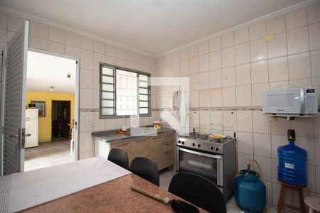 Casa à venda com 320m², 5 quartos e 1 vagaCasa 2 - Cozinha