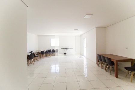 Apartamento à venda com 42m², 1 quarto e sem vaga Apartamento à venda com 42m², 1 quarto e sem vagaSalão de Festas