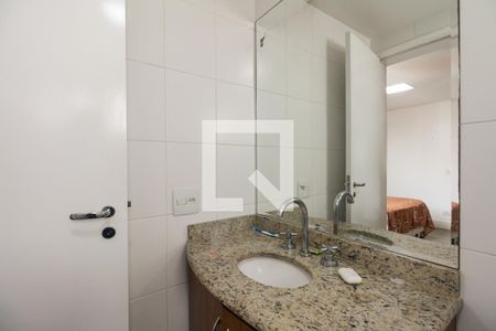 Apartamento à venda com 118m², 3 quartos e 1 vaga Apartamento à venda com 118m², 3 quartos e 1 vagaBanheiro Suíte