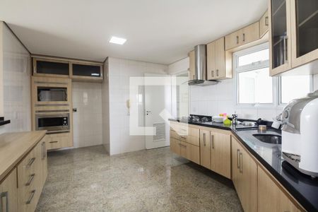 Apartamento à venda com 118m², 3 quartos e 1 vaga Apartamento à venda com 118m², 3 quartos e 1 vagaCozinha