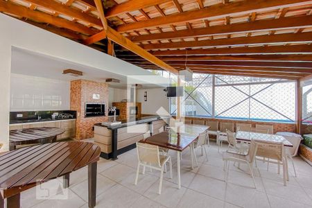 Apartamento à venda com 118m², 3 quartos e 1 vagaCondomínio - Churrasqueira