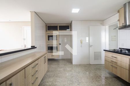 Apartamento à venda com 118m², 3 quartos e 1 vaga Apartamento à venda com 118m², 3 quartos e 1 vagaCozinha