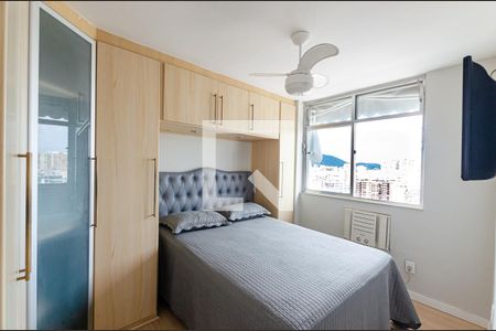 Quarto 1 de apartamento para alugar com 2 quartos, 56m² em Icaraí, Niterói