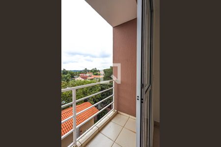 Sala - varanda de apartamento para alugar com 2 quartos, 52m² em Jardim dos Ipês, Cotia