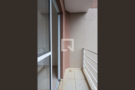 Sala - varanda de apartamento para alugar com 2 quartos, 52m² em Jardim dos Ipês, Cotia