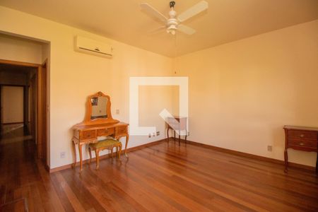 Apartamento para alugar com 332m², 3 quartos e 4 vagasSuíte