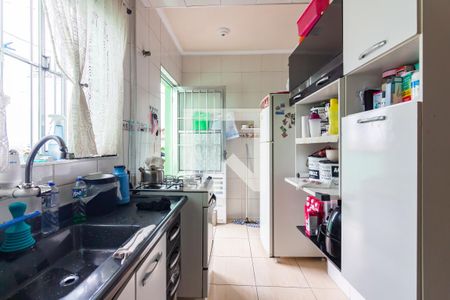 Casa à venda com 130m², 3 quartos e 1 vaga Casa à venda com 130m², 3 quartos e 1 vagaCozinha