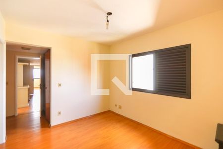 Apartamento à venda com 148m², 4 quartos e 4 vagasQuarto 1