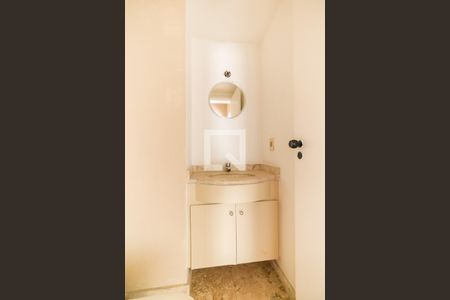 Apartamento à venda com 148m², 4 quartos e 4 vagasLavabo