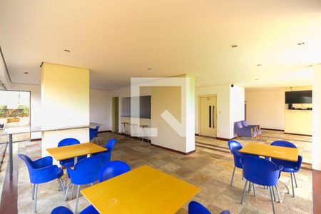 Apartamento à venda com 148m², 4 quartos e 4 vagasÁrea comum - Salão de festas