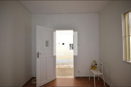 Sala de casa para alugar com 2 quartos, 70m² em Penha Circular, Rio de Janeiro