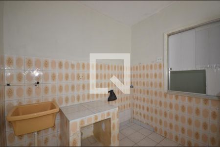 Casa para alugar com 70m², 2 quartos e sem vagaÁrea de Serviço