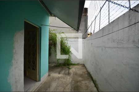 Casa para alugar com 70m², 2 quartos e sem vagaÁrea de Serviço 2