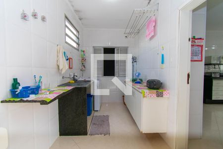 Casa à venda com 363m², 3 quartos e 4 vagas Casa à venda com 363m², 3 quartos e 4 vagasÁrea de Serviço