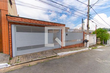 Casa à venda com 363m², 3 quartos e 4 vagas Casa à venda com 363m², 3 quartos e 4 vagasFachada