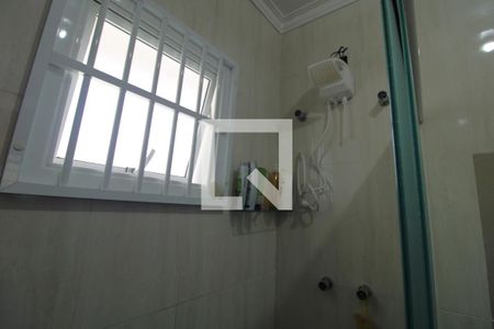 Casa à venda com 289m², 4 quartos e 2 vagasChuveiro banheiro da suíte 1