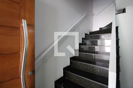 Escada de casa à venda com 4 quartos, 289m² em Vila Romano, São Paulo