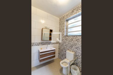 Casa à venda com 340m², 4 quartos e 1 vagaBanheiro 2