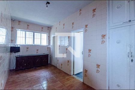 Casa à venda com 340m², 4 quartos e 1 vagaÁrea de Serviço