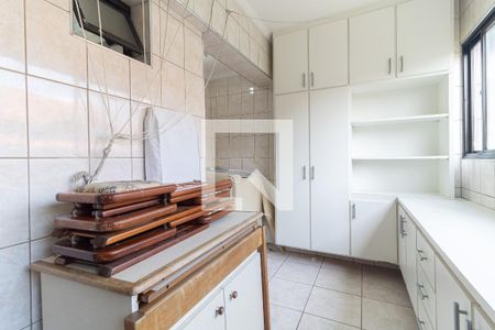 Apartamento à venda com 123m², 3 quartos e 2 vagasLavanderia