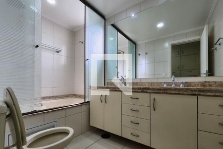 Apartamento para alugar com 147m², 3 quartos e 2 vagas Apartamento para alugar com 147m², 3 quartos e 2 vagasBanheiro da Suíte 3