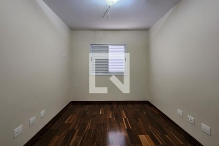 Apartamento para alugar com 147m², 3 quartos e 2 vagas Apartamento para alugar com 147m², 3 quartos e 2 vagasSuíte 2