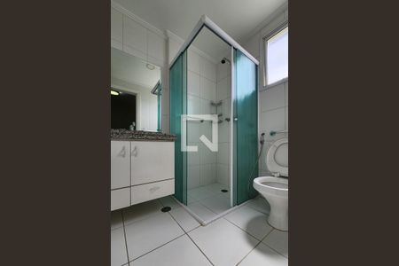 Apartamento para alugar com 147m², 3 quartos e 2 vagas Apartamento para alugar com 147m², 3 quartos e 2 vagasBanheiro da Suíte 1