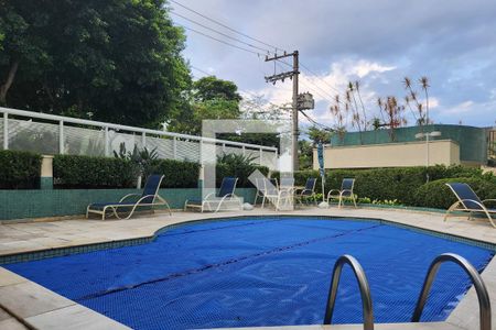 Apartamento para alugar com 147m², 3 quartos e 2 vagas Apartamento para alugar com 147m², 3 quartos e 2 vagasÁrea comum - Piscina