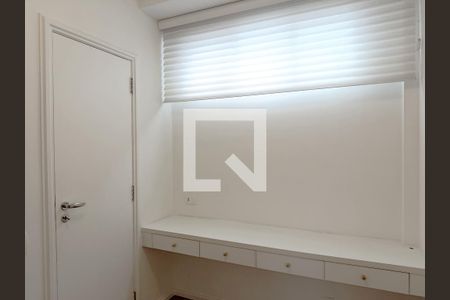 Quarto/Escritório de apartamento para alugar com 3 quartos, 130m² em Cerqueira César, São Paulo